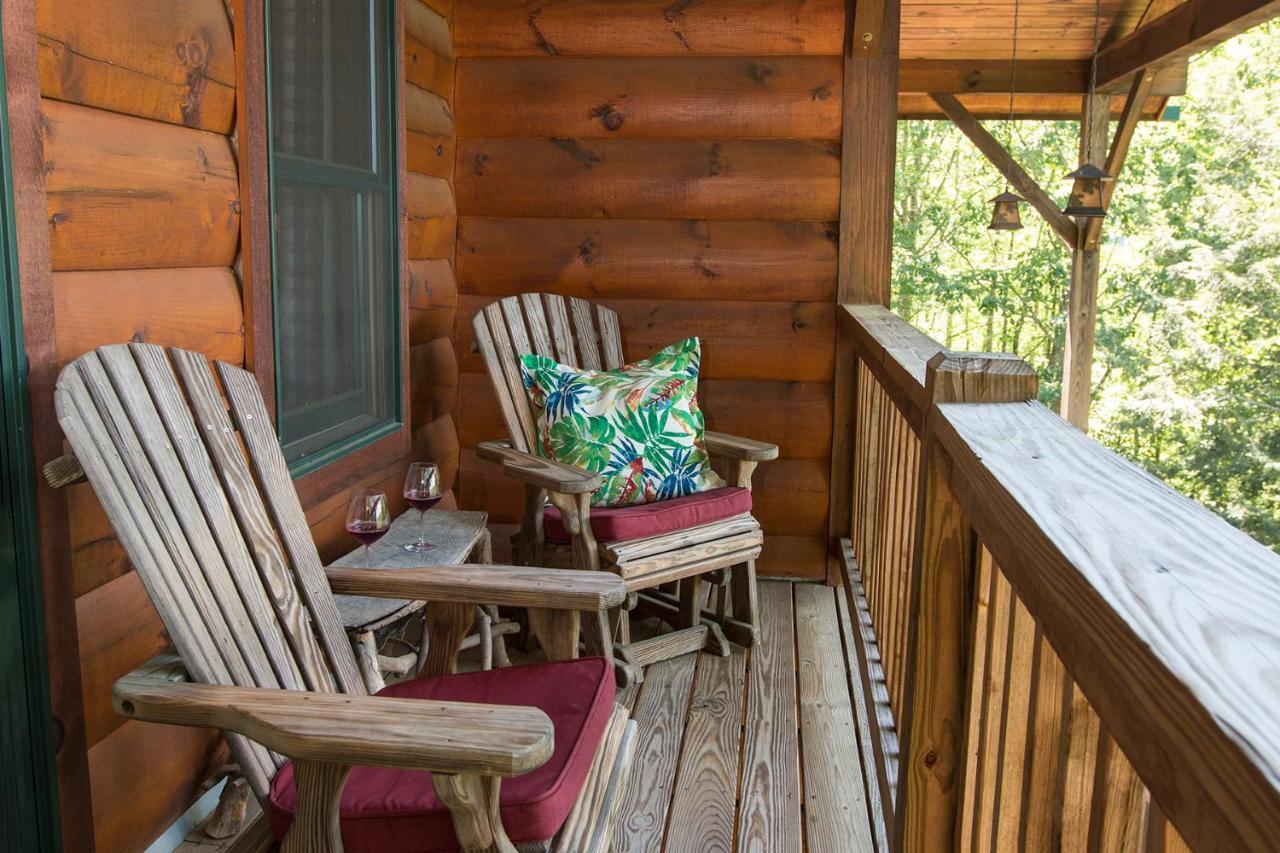 Lazy Bear Lodge Valle Crucis Luaran gambar