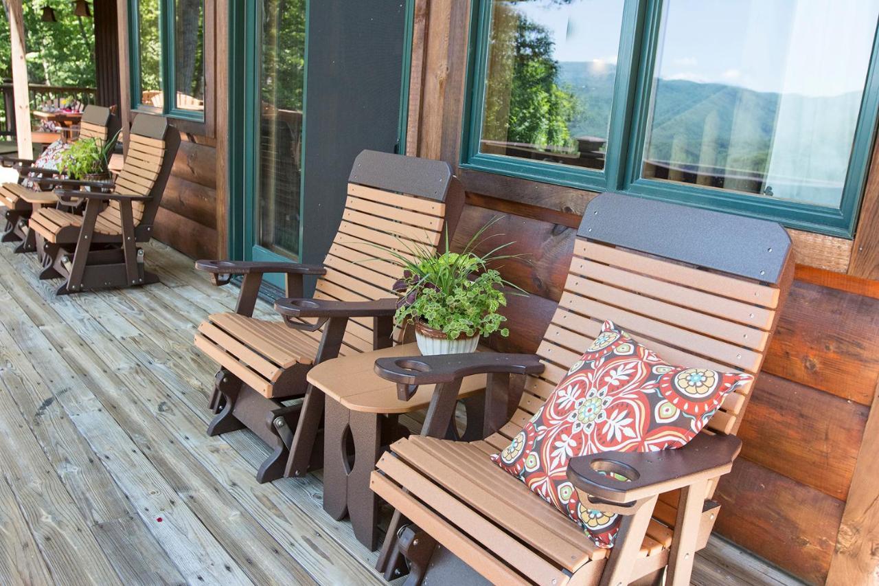 Lazy Bear Lodge Valle Crucis Luaran gambar