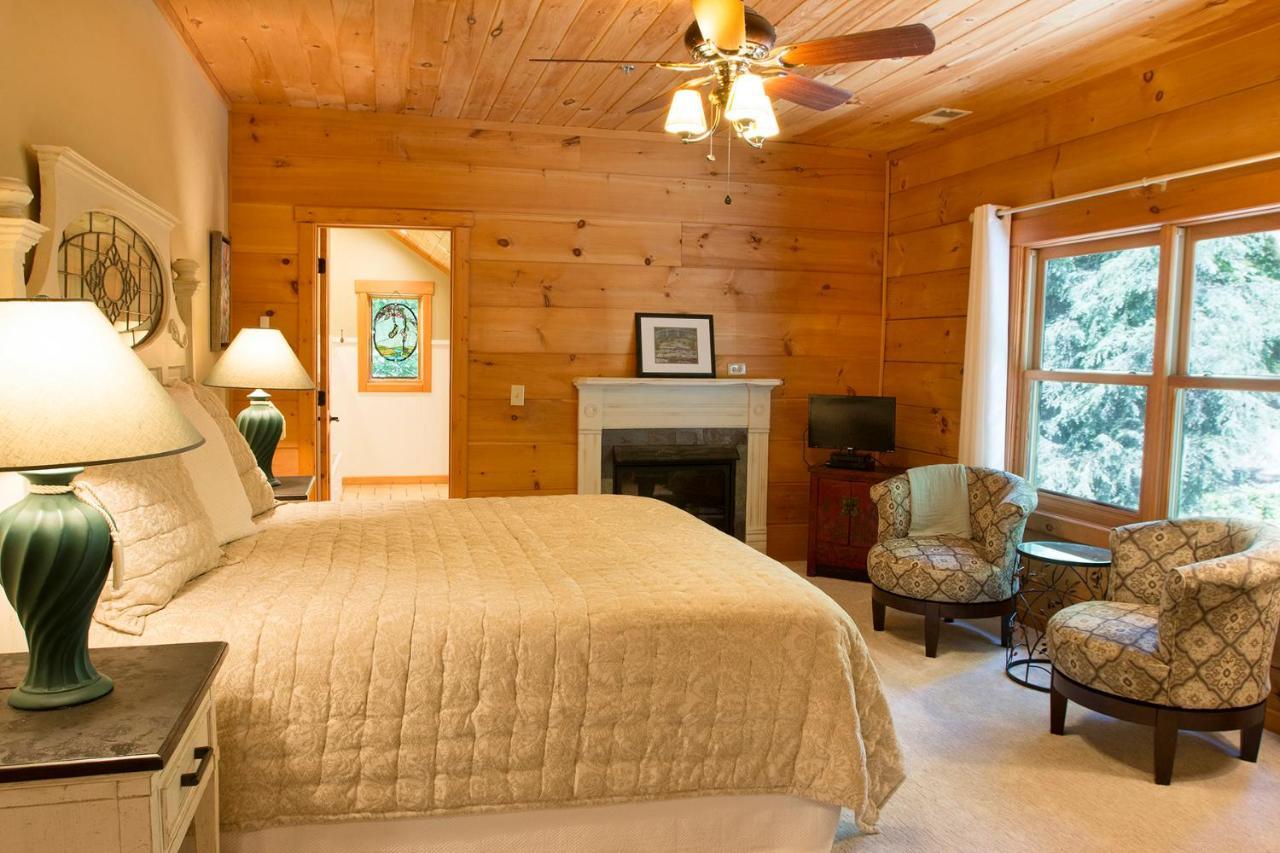 Lazy Bear Lodge Valle Crucis Luaran gambar